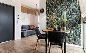 Parrot - 77 Apartments Wigury - Dostęp na KOD - Parking - Smaczna Kawa - Centrum - Blisko Piotrkowska - Galeria - Widok na miasto - Klimatyzacja - 7 piętro - FV